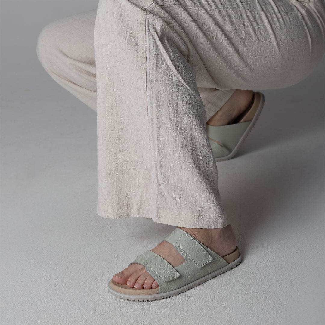 NINNI Leather Strap Sandals