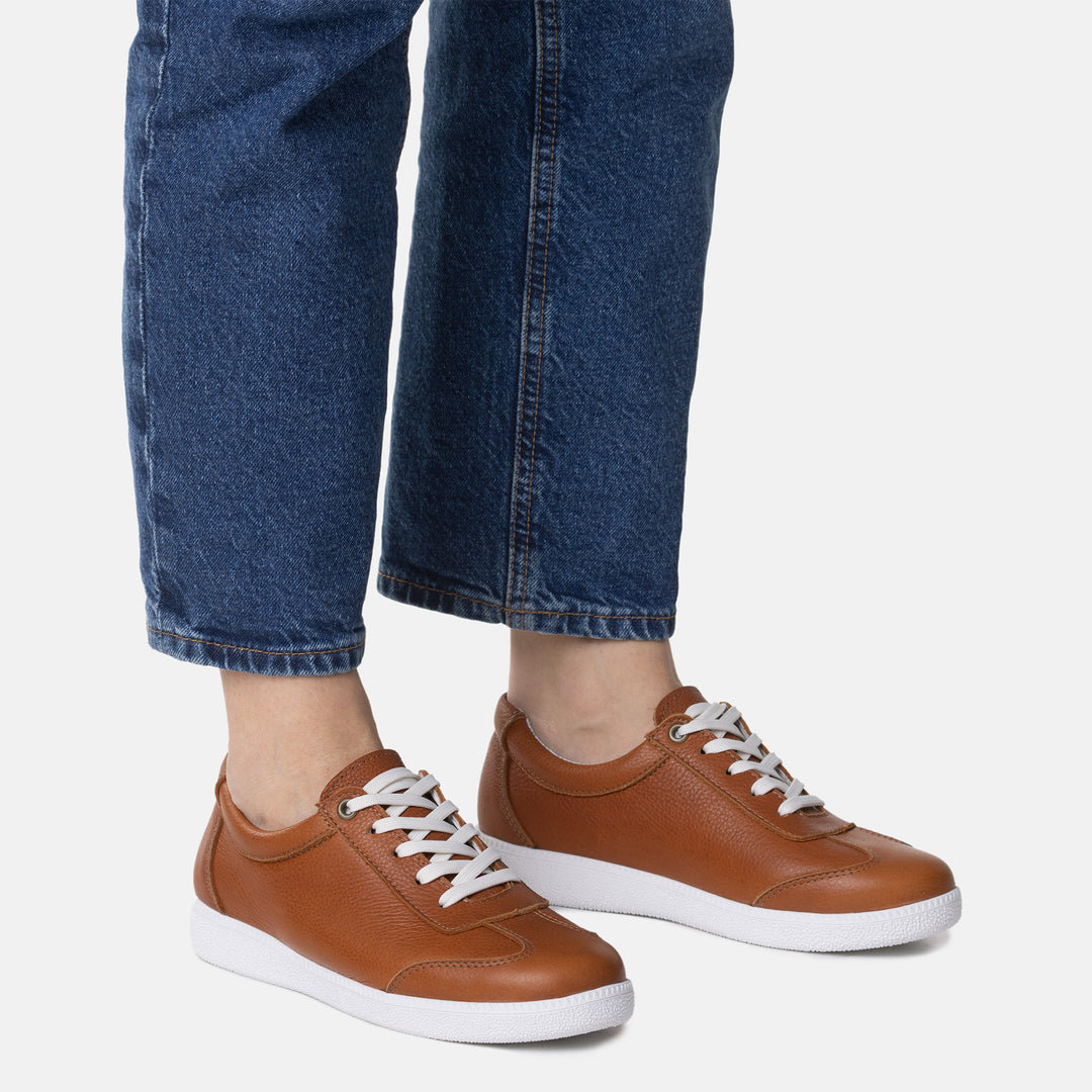 KARLA Sneakers