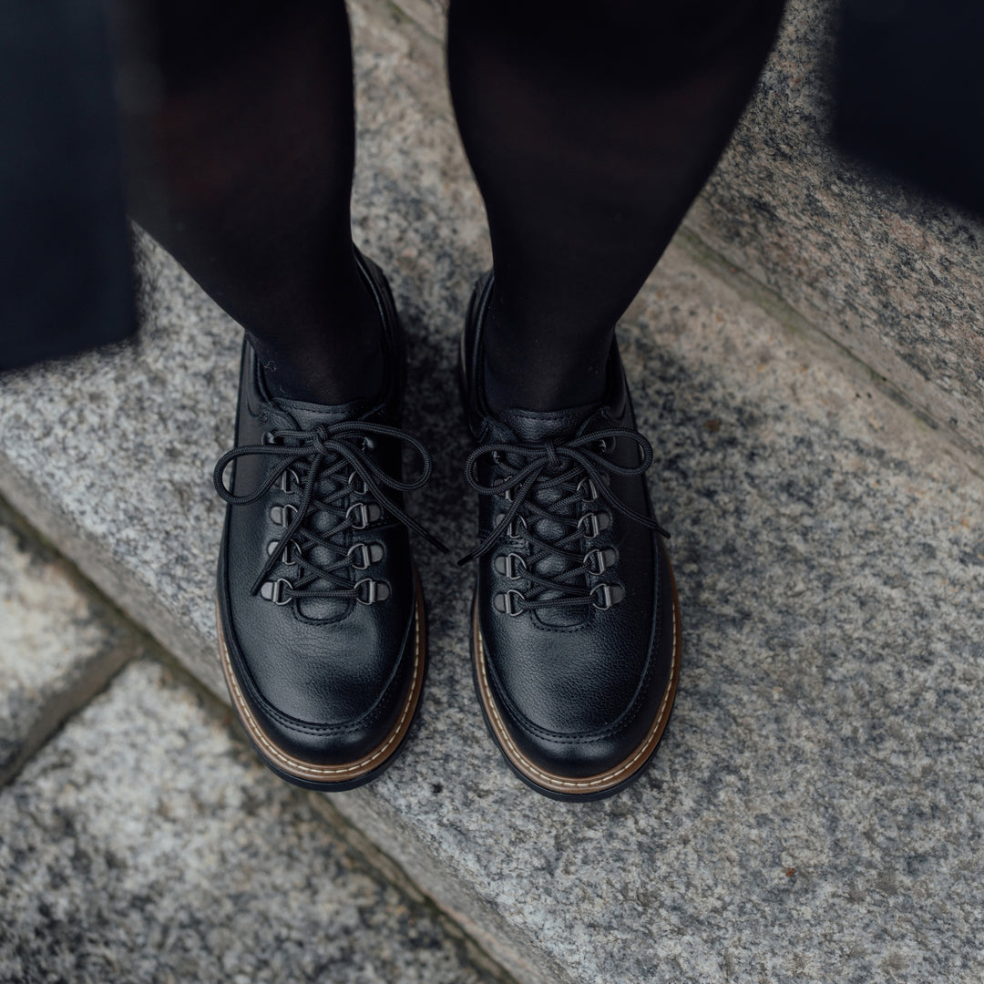 ELISA Lace-Ups
