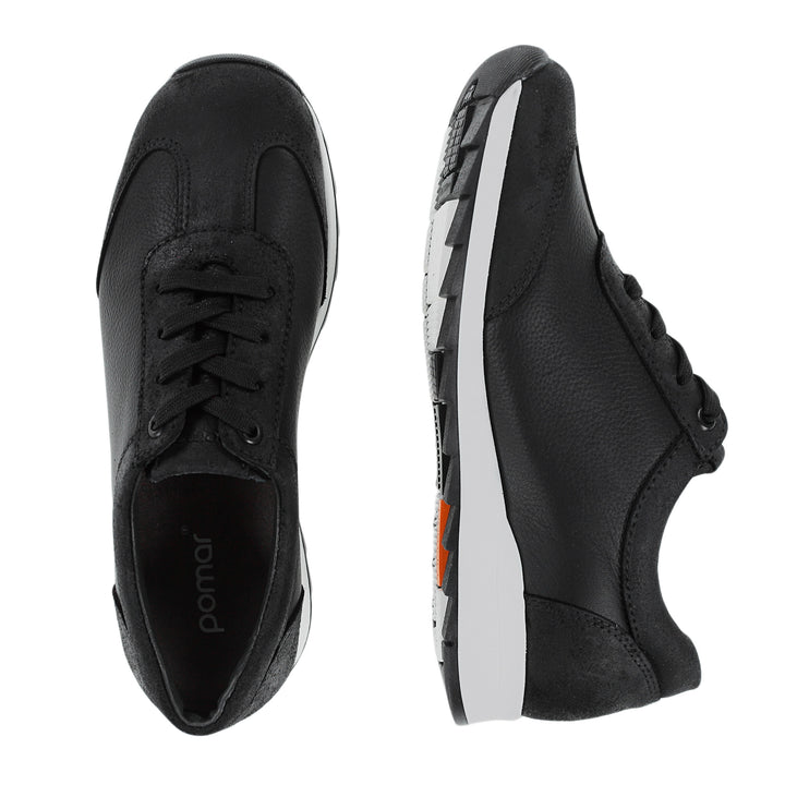 ARONIA Leather Sneakers