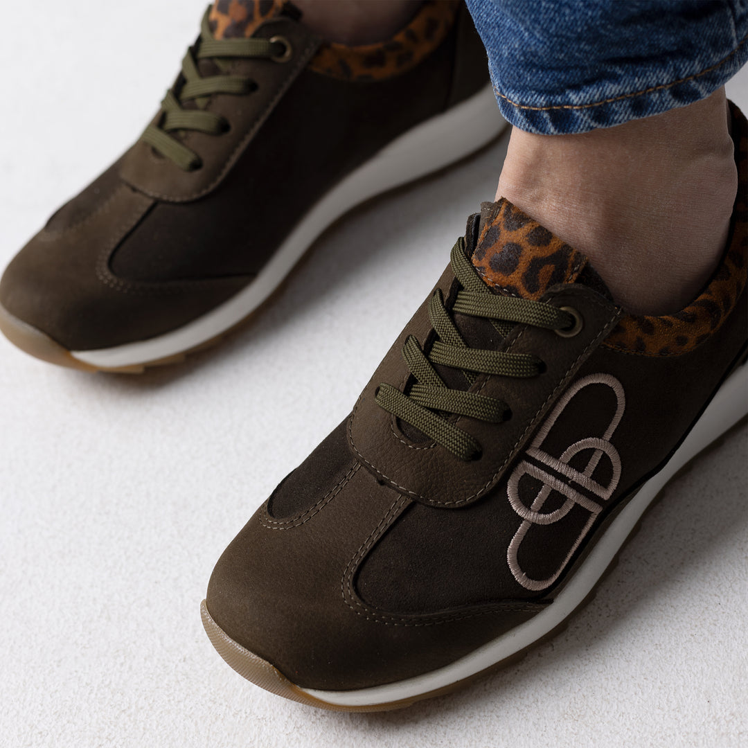 LYYDIA Leather Sneakers