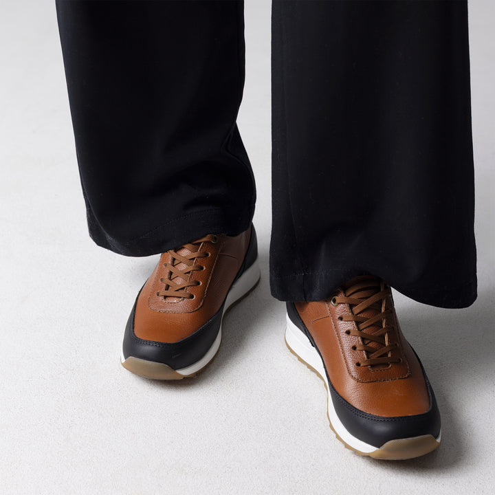 PEIPPI Leather Sneakers