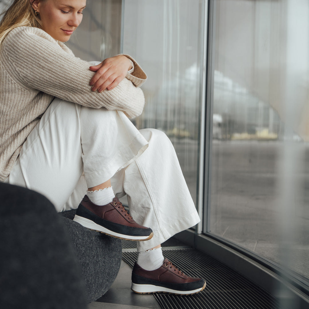 PEIPPI Leather Sneakers