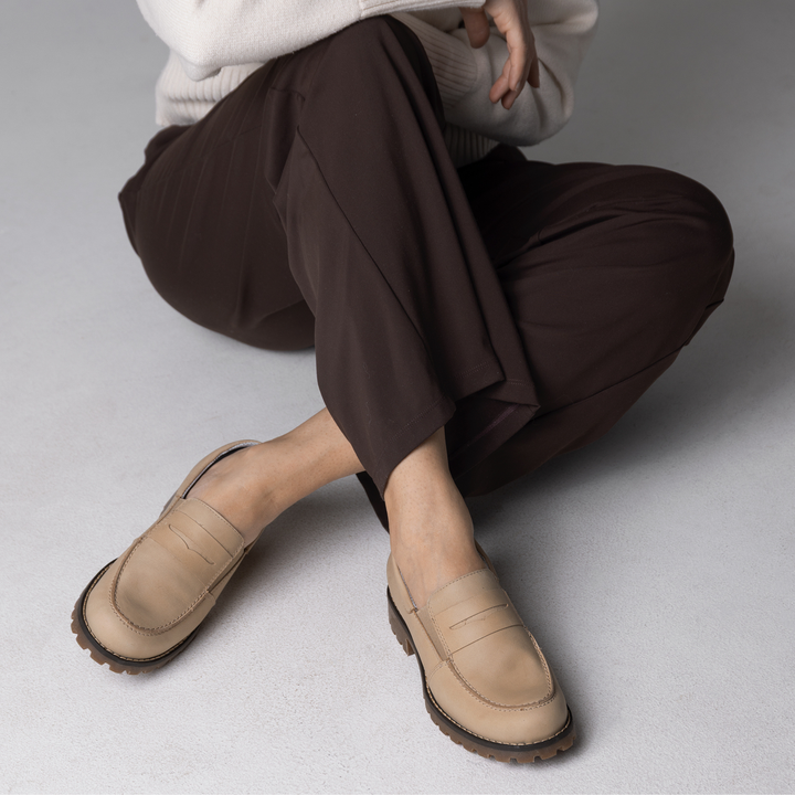 JASMIN Leather Loafers