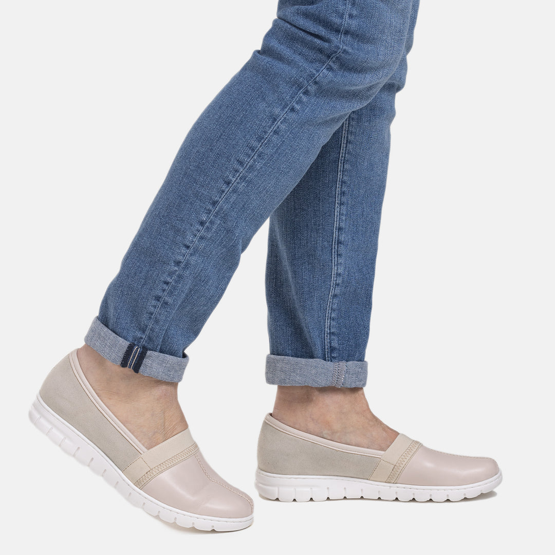 SELJA Vegan Stretch Ballerinas