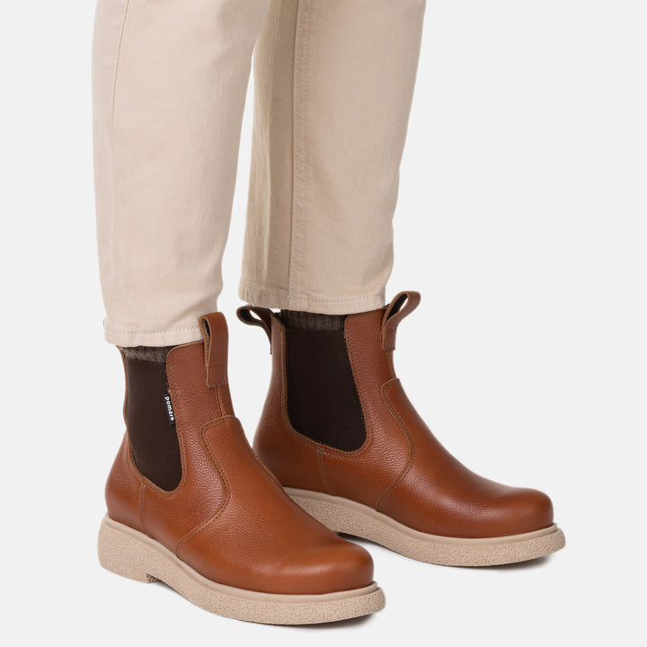 NAUVO Chelsea Boots