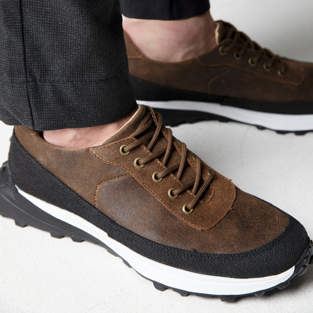 PIISPA Leather Sneakers