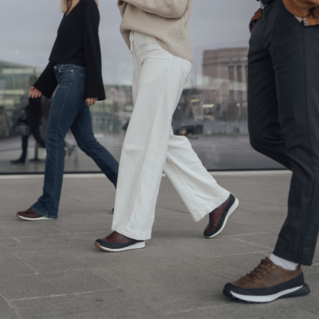 PEIPPI Leather Sneakers