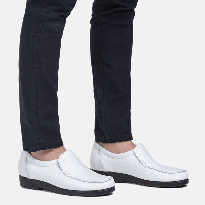 TOPI Limited-Edition loafers