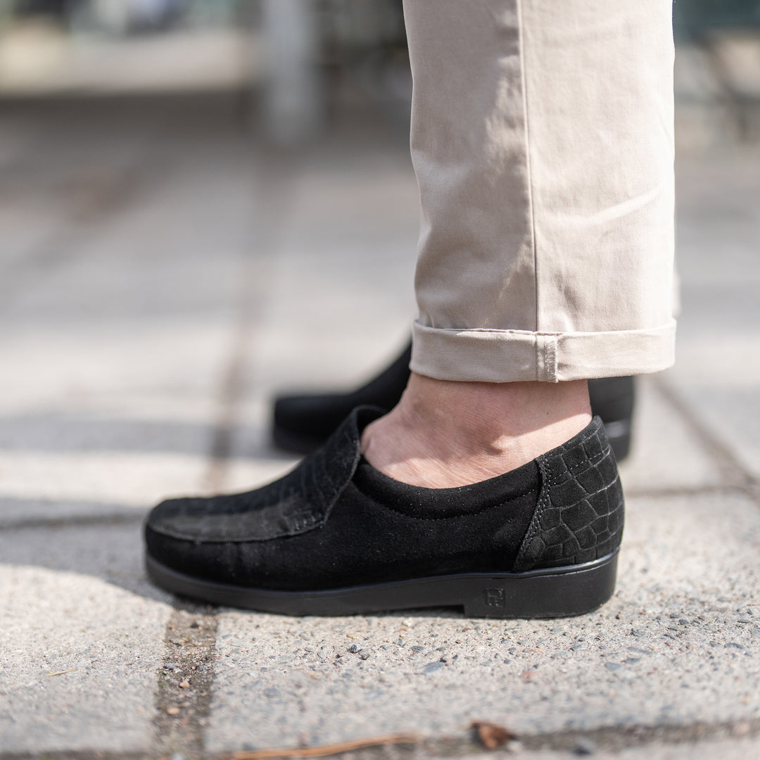 TOPI Limited-Edition loafers