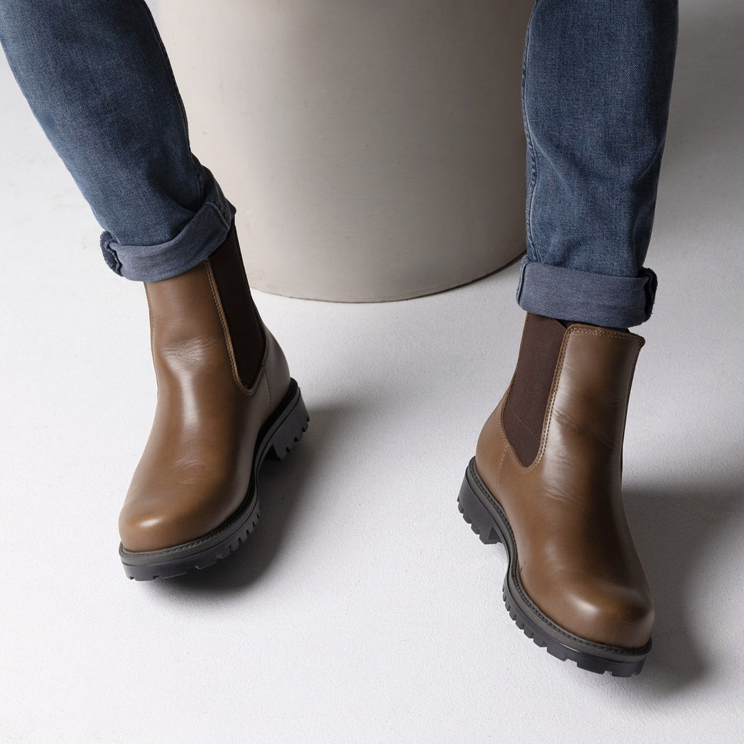 KOSMOS Men’s GORE-TEX® Chelsea Boots