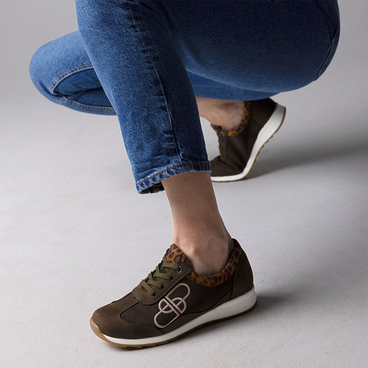 LYYDIA Leather Sneakers