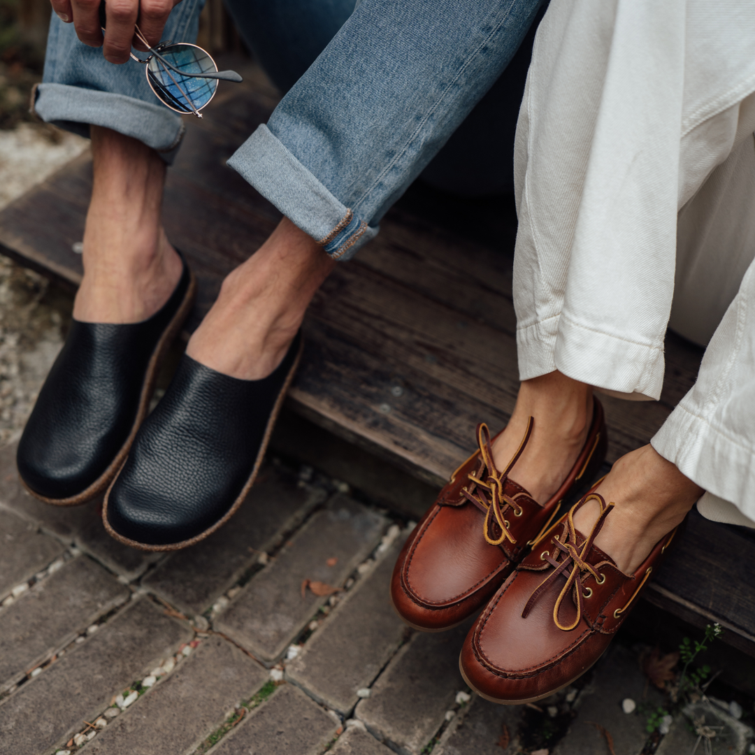 HUNAJA Leather Slip-Ons