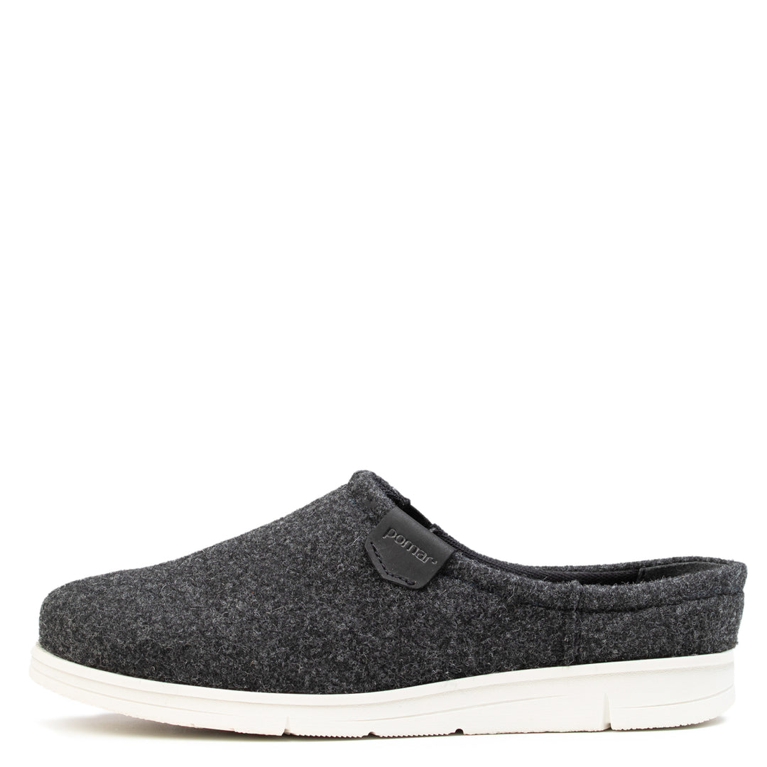 KÖLI Slip-Ons