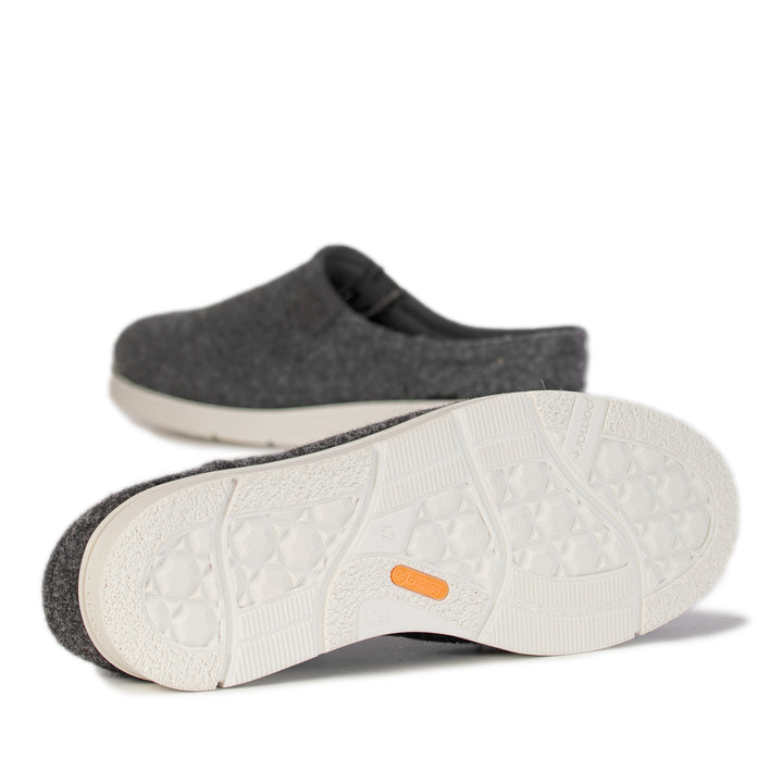 KÖLI Slip-Ons