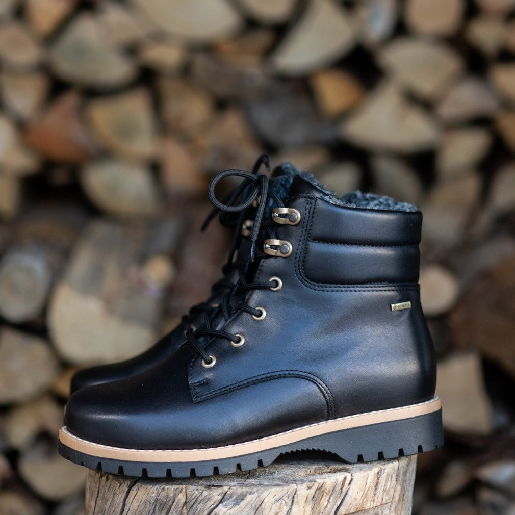 RAE Women’s GORE-TEX® ankle boot